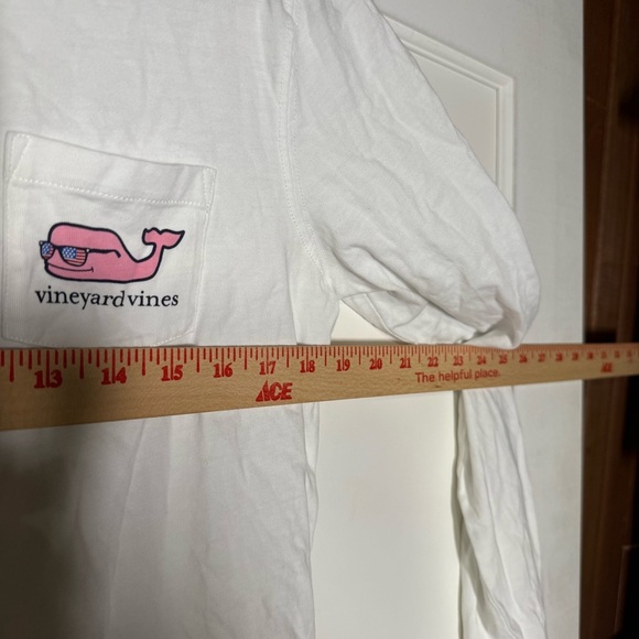 Vineyard Vines Fourth of July Long Sleeve Tee Size Medium
Patriotic Whale - Picture 4 of 8